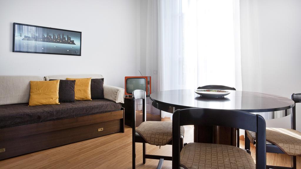 Italianway-Piazza Firenze Apartment Milan Bagian luar foto